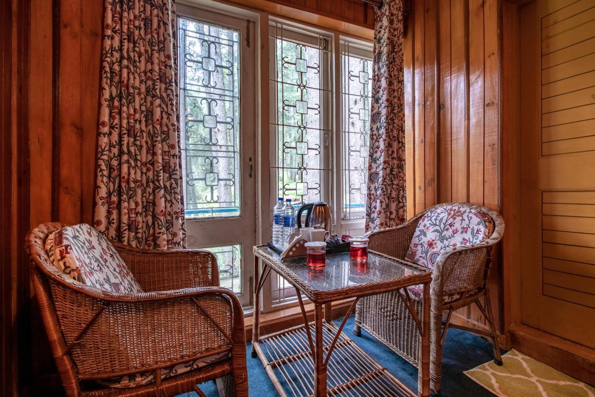 Hotel Little Silver Пахалгам Экстерьер фото