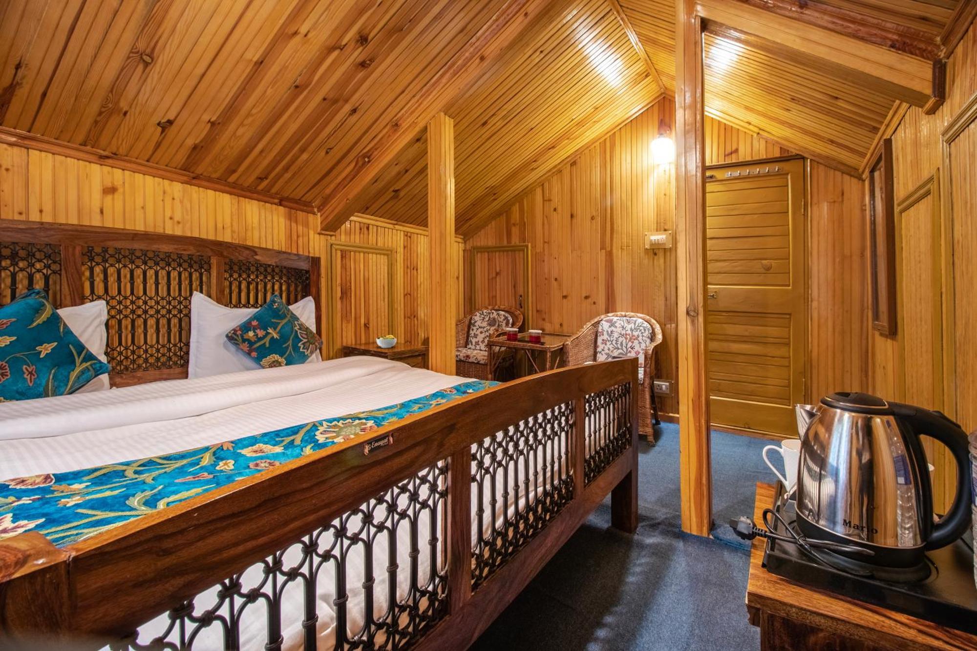 Hotel Little Silver Пахалгам Экстерьер фото